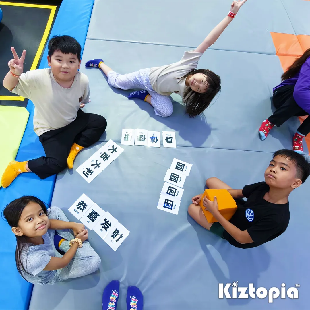 Lucky Ang Pow Wall Live 1