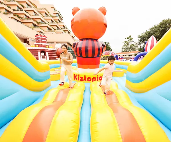 A vibrant inflatable obstacle course at Jumptopia
