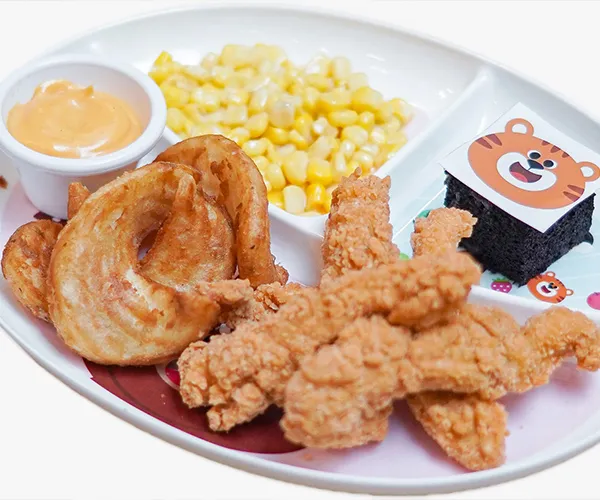 Kiztopia Marina Square: Eat - Photo 7