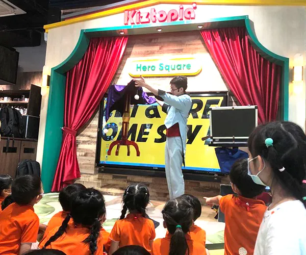 School Visit Image 3